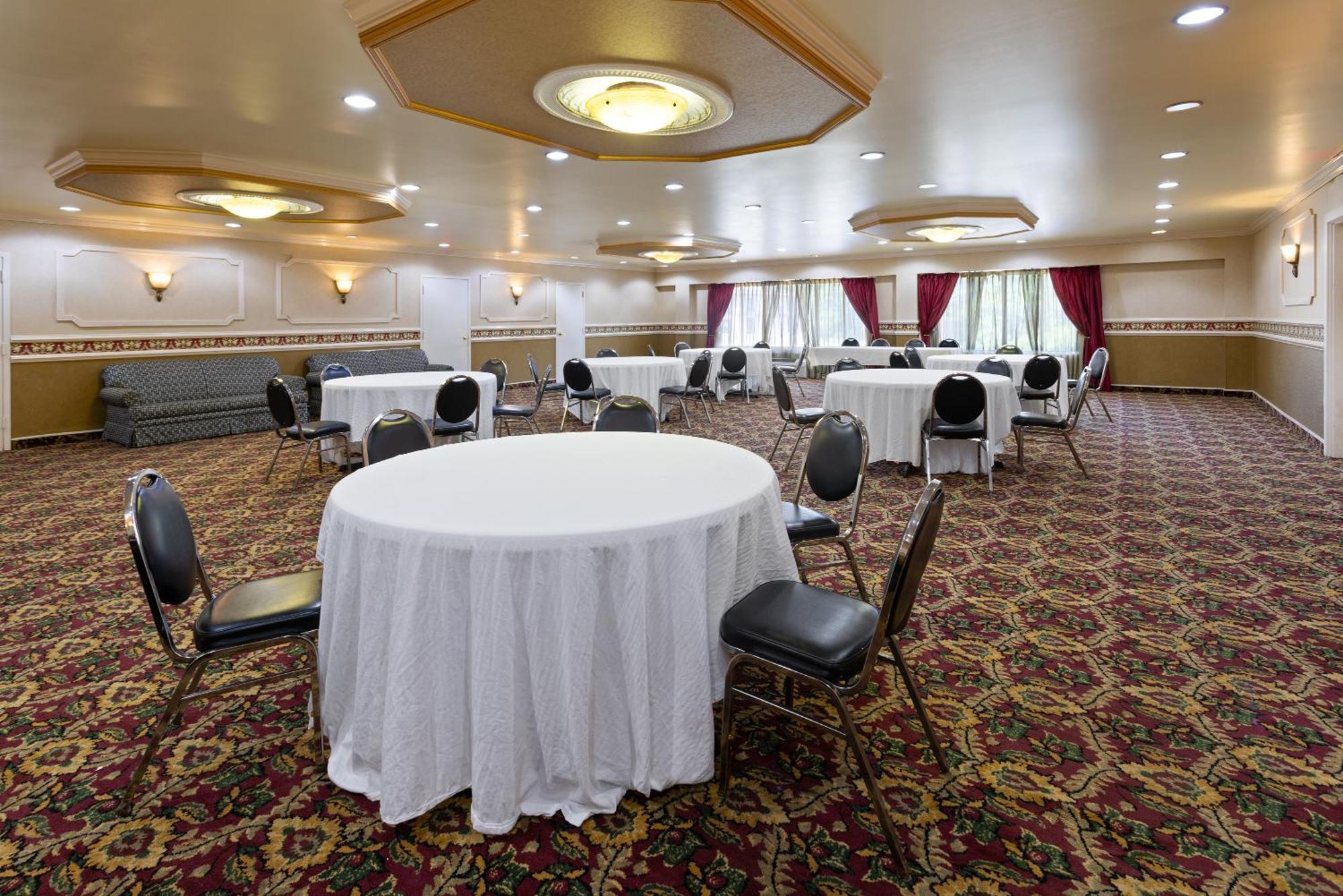 Inn At Atlantic City Hotel & Banquet Galloway Exterior photo